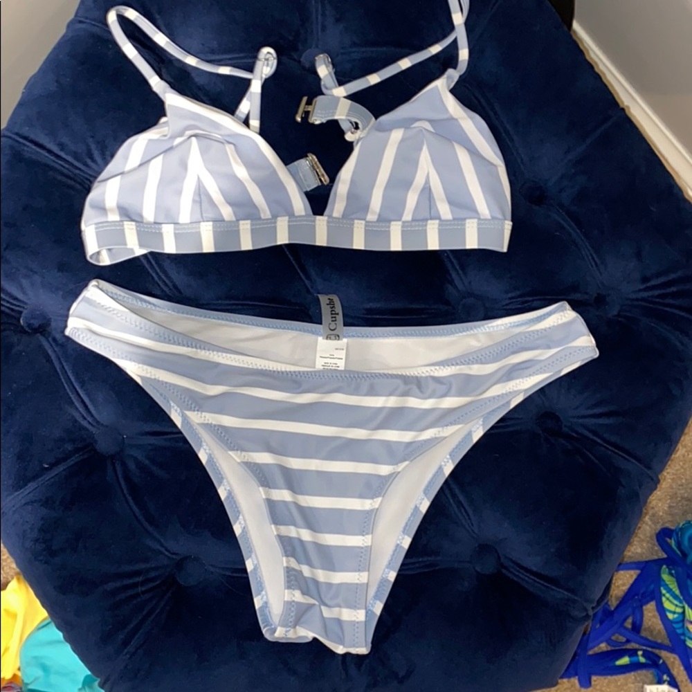 Grey and white bikini set!